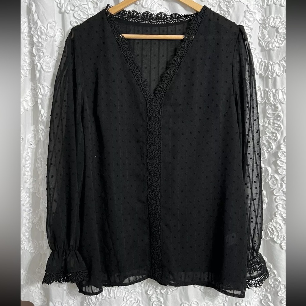 Unbranded Woman's Small Black Lace Romantic Blouse Classy Size Large